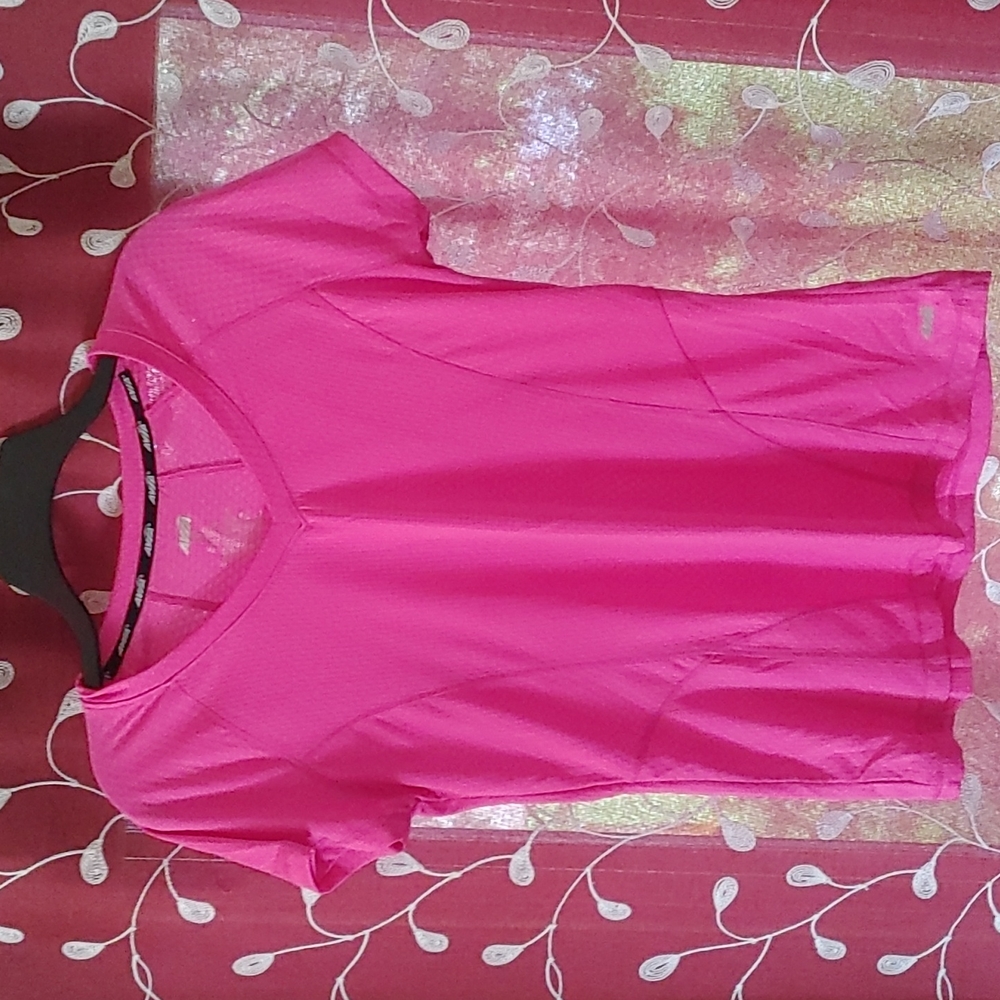 Avia athletic shirt